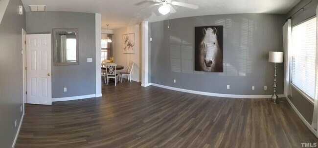 Building Photo - 5902 San Marcos Way