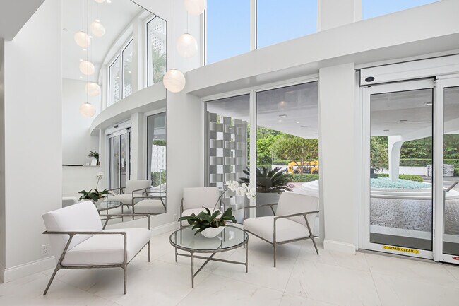 Building Photo - 2780 S Ocean Blvd