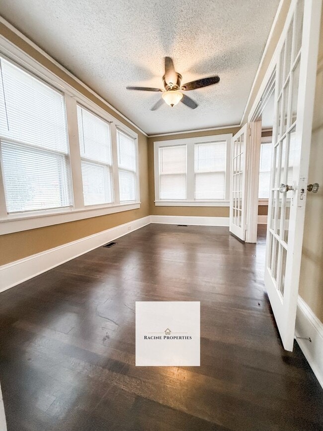 Building Photo - Charming Three Bedroom Home in Inman, SC