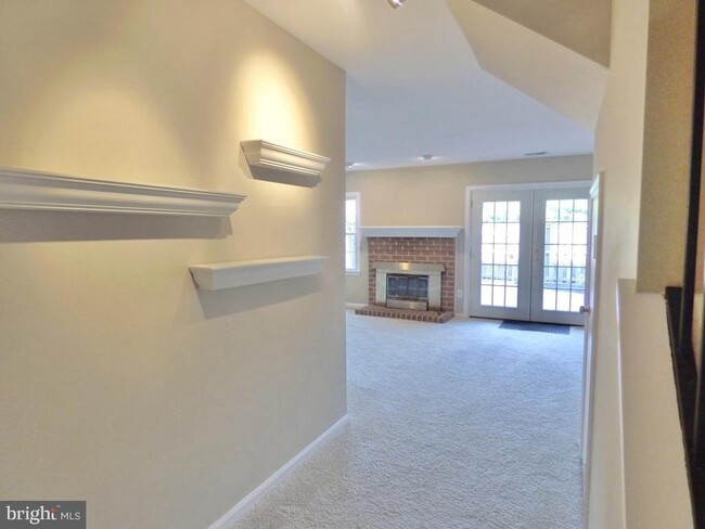 Building Photo - 10127 Ebenshire Ct