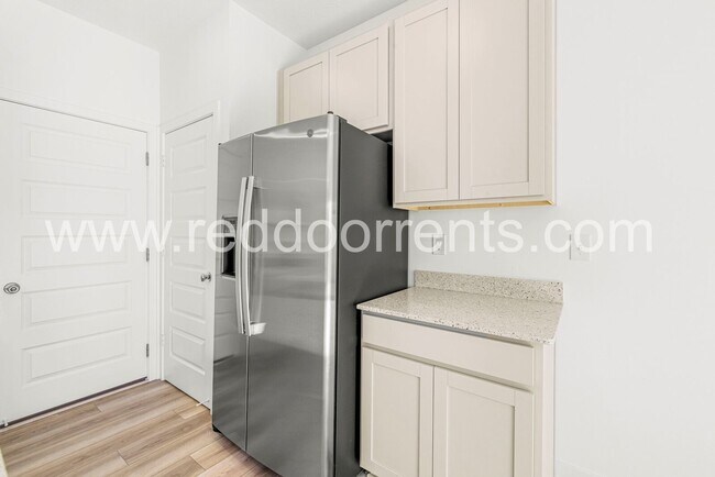 Building Photo - 4513 Branower St