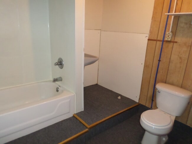 Building Photo - 730 Vattier Street