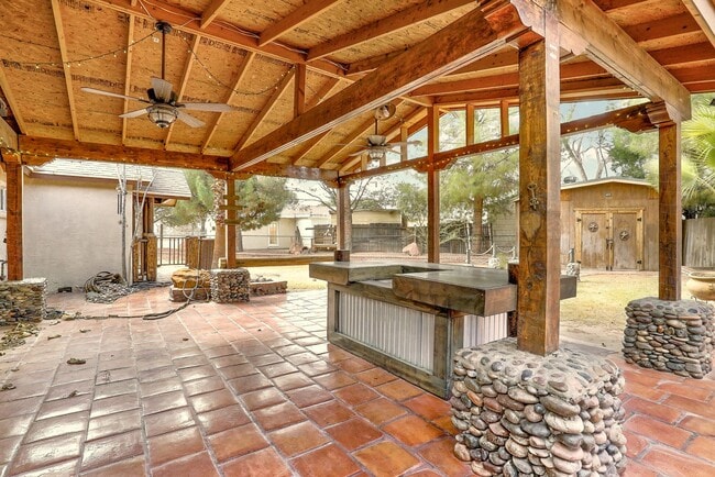Building Photo - Upper Valley 3 Bedroom 2 Bath