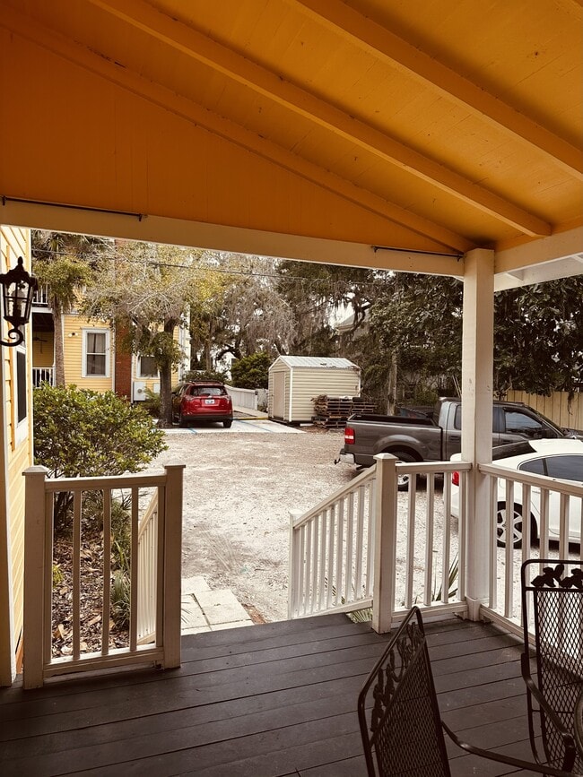 Building Photo - 80 6th St