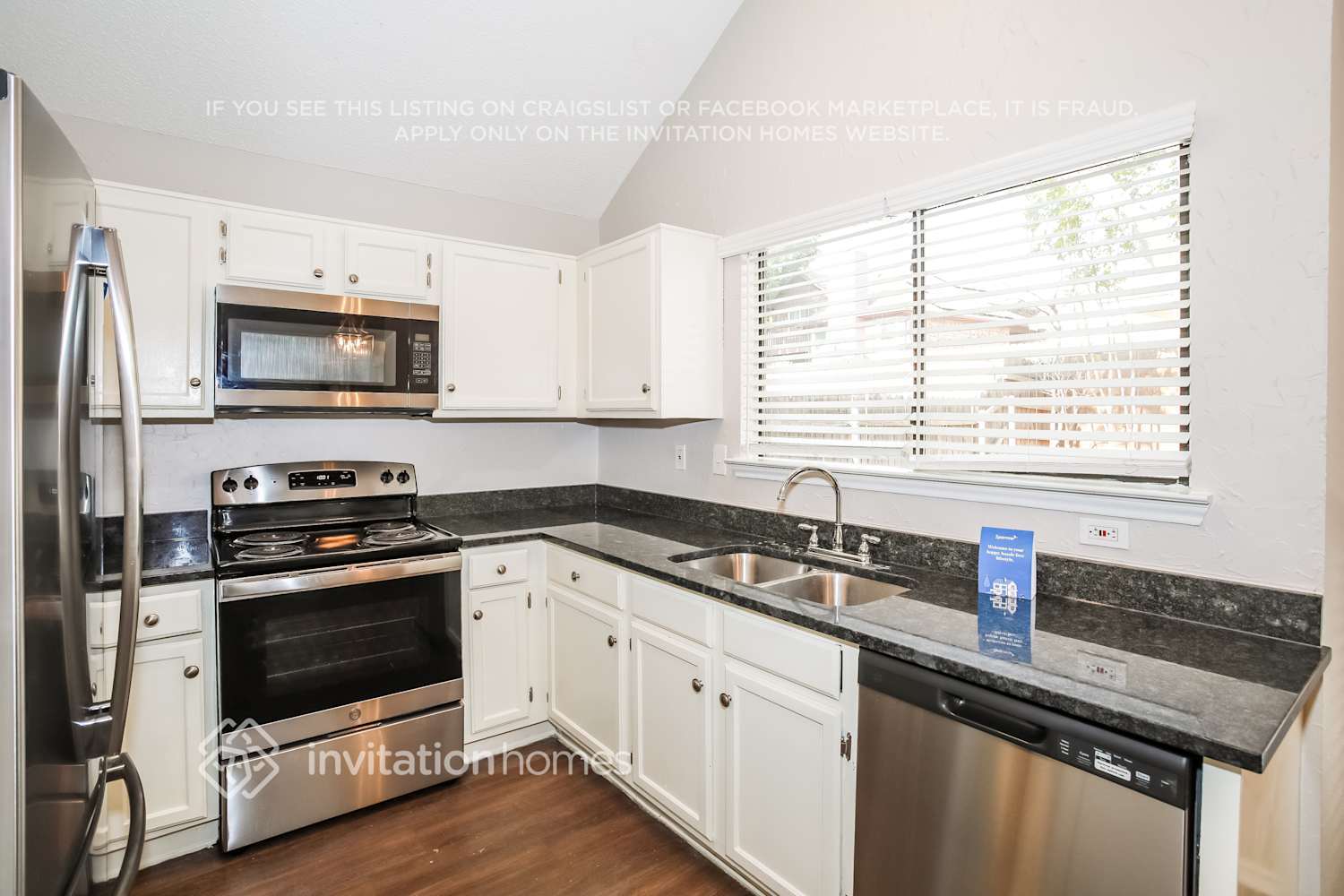 Building Photo - 948 Sylvan Creek Dr