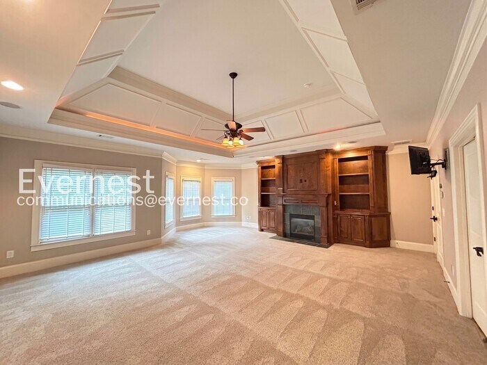 Building Photo - 4002 Moheb St SW
