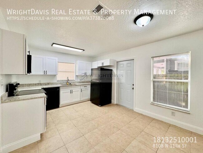 Building Photo - 8108 N 11th St