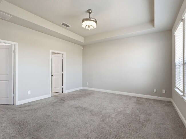 Building Photo - 1128 Red Hawk Ln