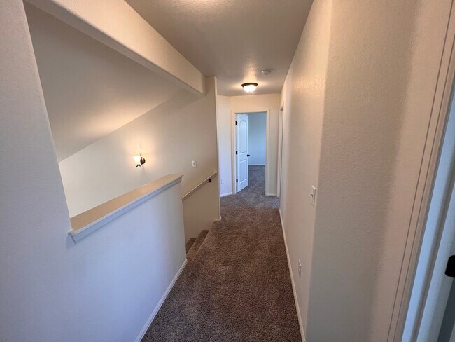 Building Photo - 2670 Turquoise St