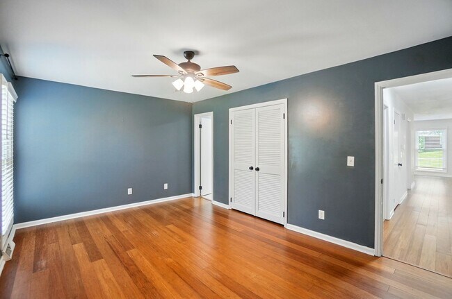 Building Photo - (Coming Soon) Renovated Gem in Gastonia with Walkout Basement & Spacious Backyard
