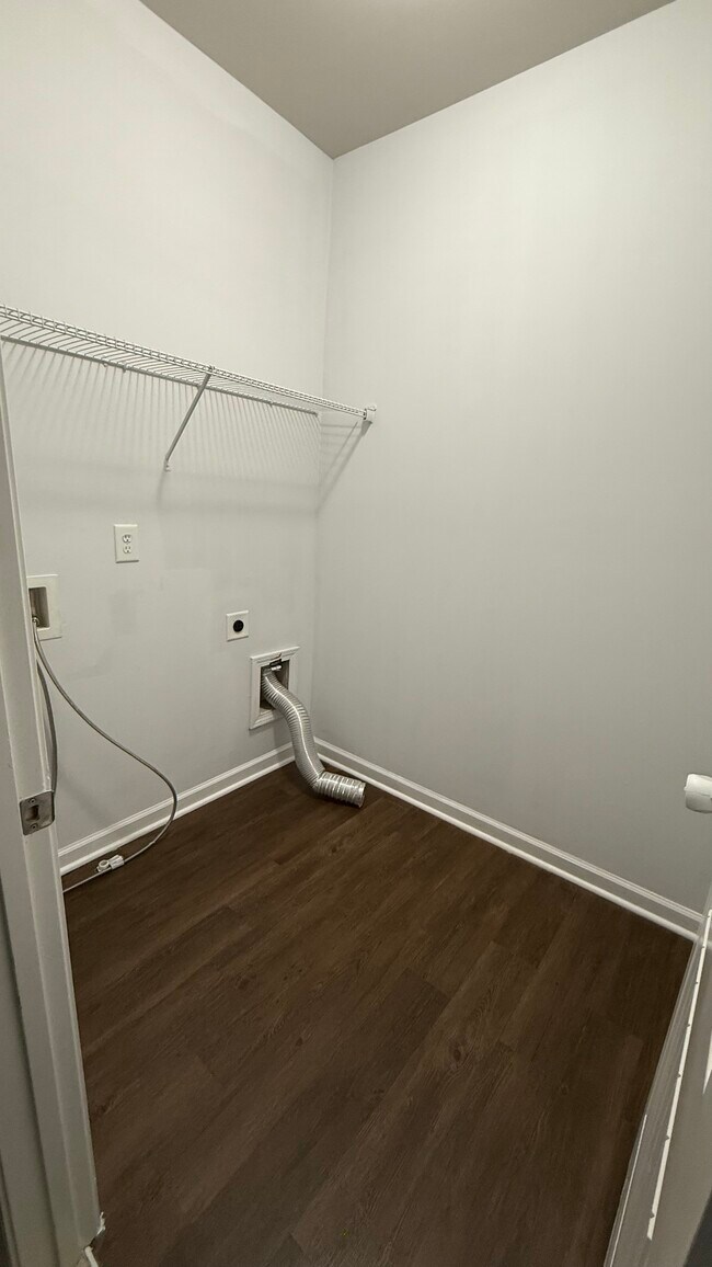 Building Photo - 118 Celebration Song