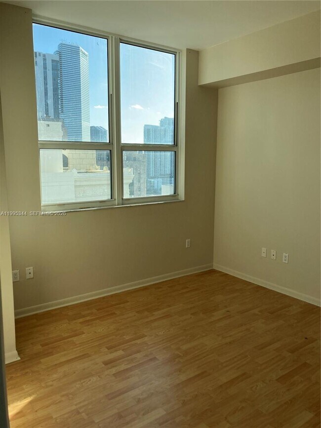 Building Photo - 133 NE 2nd Ave