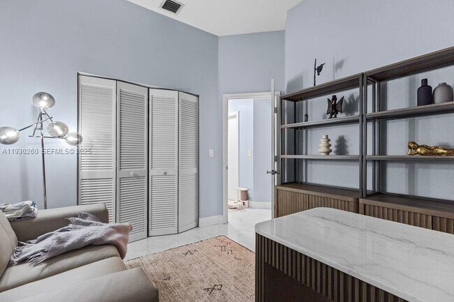 Building Photo - 6952 NW 27th Ct