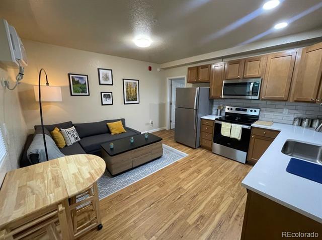 Building Photo - 1391 Carr