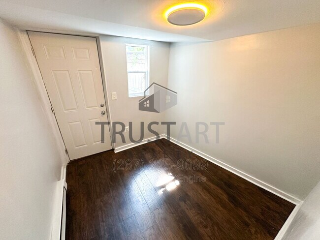 Building Photo - 1257 N 23rd St