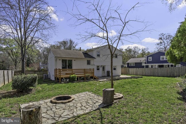 Building Photo - 8908 Charles Augustine Dr