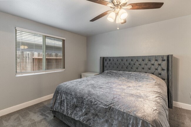 Building Photo - 10222 Sunol Way