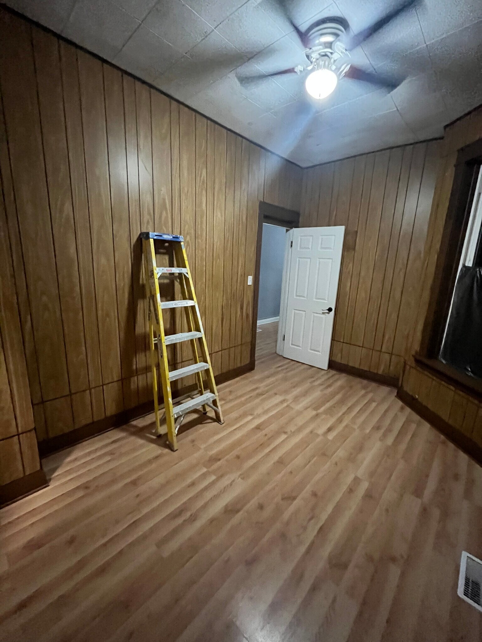 Building Photo - 5424 S Honore St