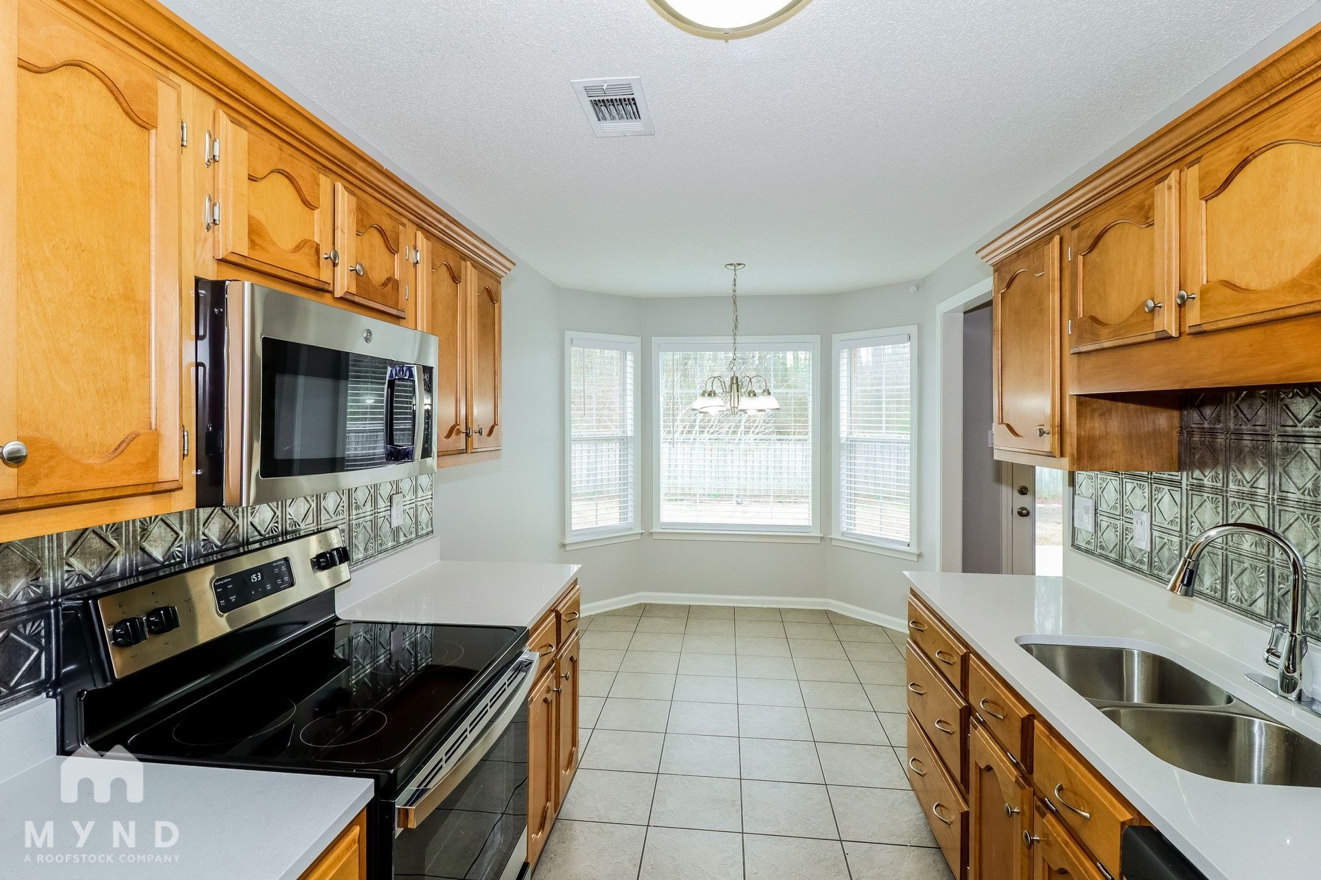 Building Photo - 240 Winding Creek Dr