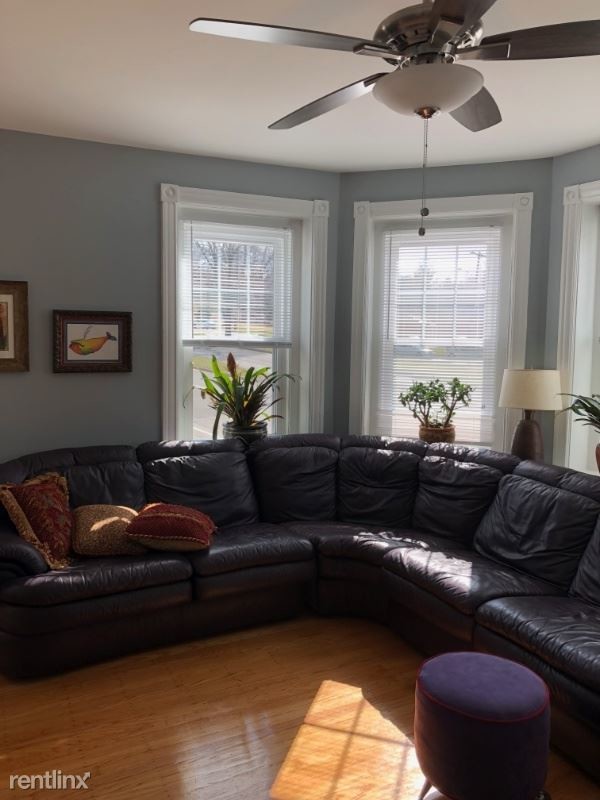 Building Photo - 400 Bethlehem Pike