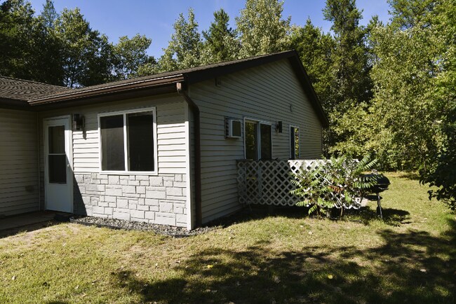 Building Photo - 3360 Patti Dr