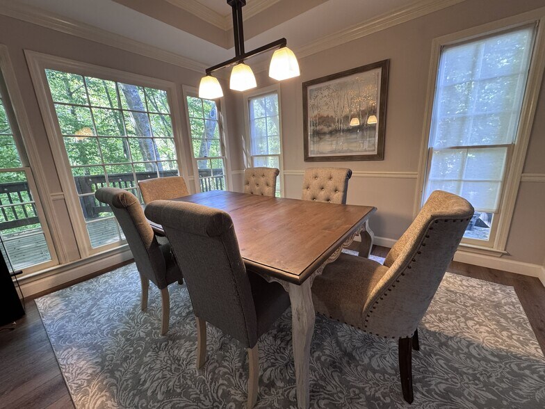Building Photo - 5053 Wood Haven Ct
