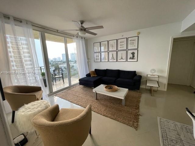Building Photo - 2080 S Ocean Dr