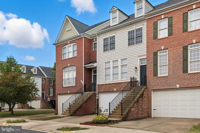 Primary Photo - 6924 Stanwick Square