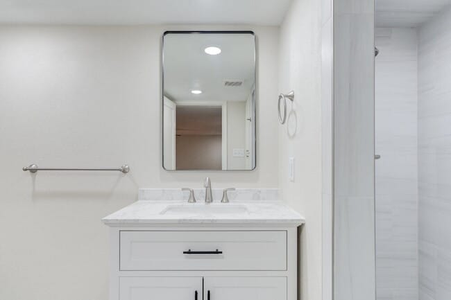 Building Photo - 2602 24th St