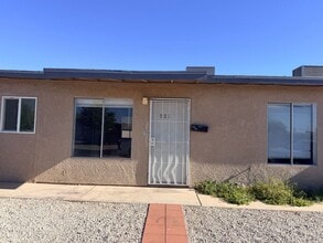 Building Photo - 2 Bedroom Fourplex on a Corner Lot with Large Yard