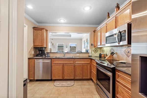 Building Photo - 13937 Windjammer Dr