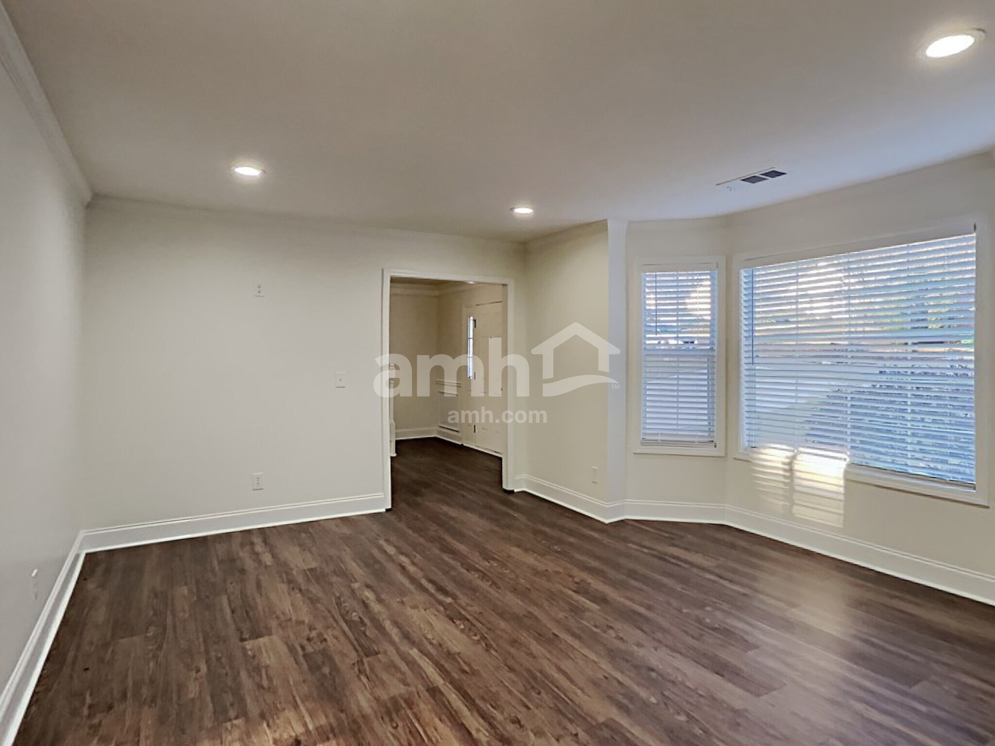 Building Photo - 2760 Woodbine Hill Way