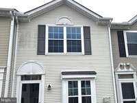 Building Photo - 219 Fieldstone Ln