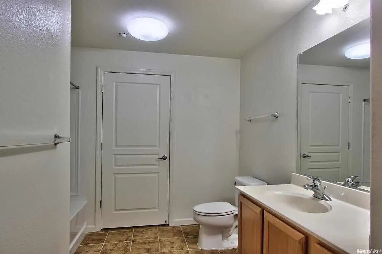 Building Photo - 9621 Coney Island Cir