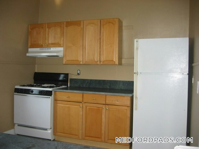 Building Photo - 157 Winthrop St