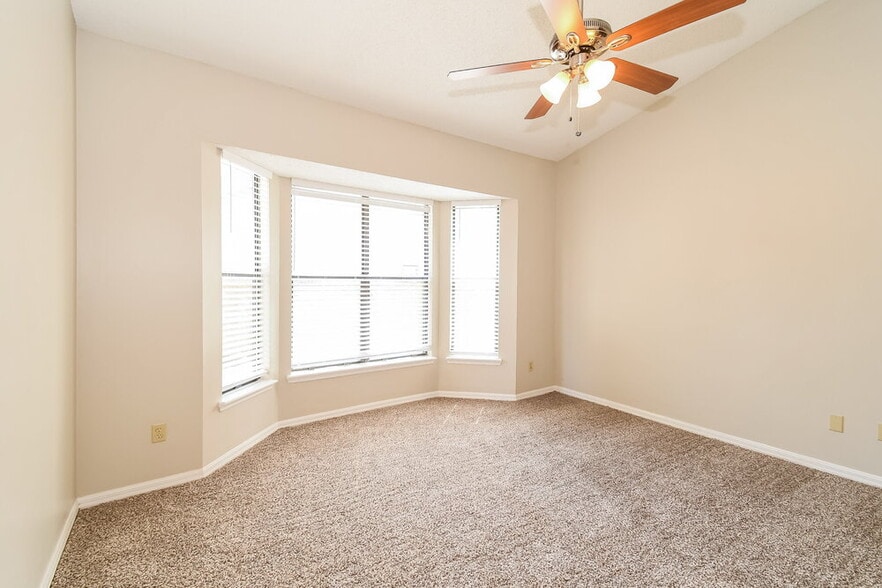 Building Photo - 7711 Collins Ridge Blvd