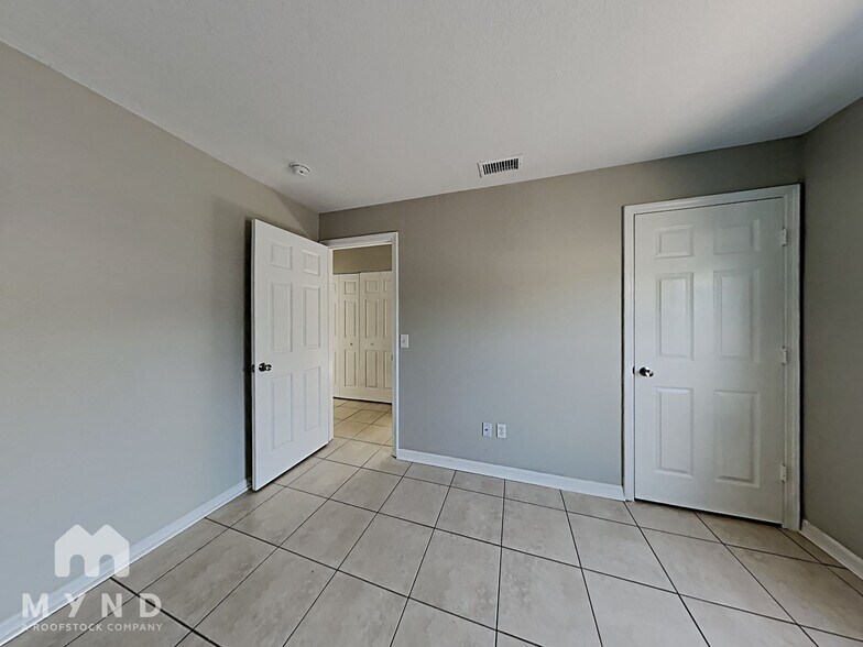 Building Photo - 3626 N 55th St