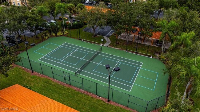 Building Photo - 1205 Wildwood Lakes Blvd