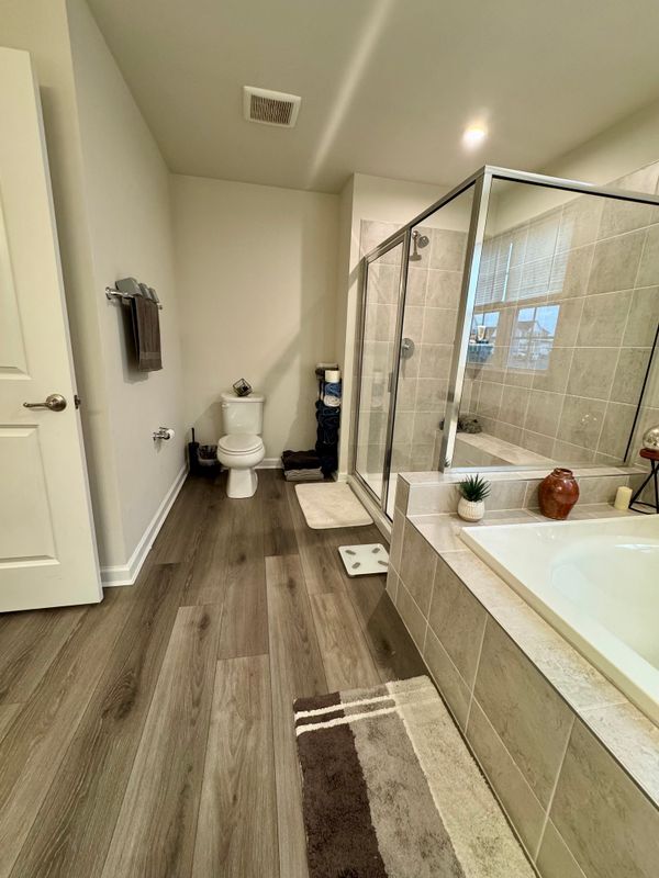 Building Photo - 203 Braeburn Dr