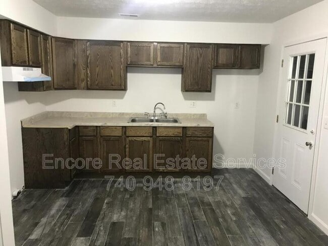 Building Photo - 1241 Green Valley Dr