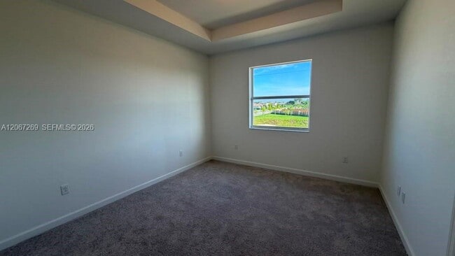 Building Photo - 2537 SE 25th Ct