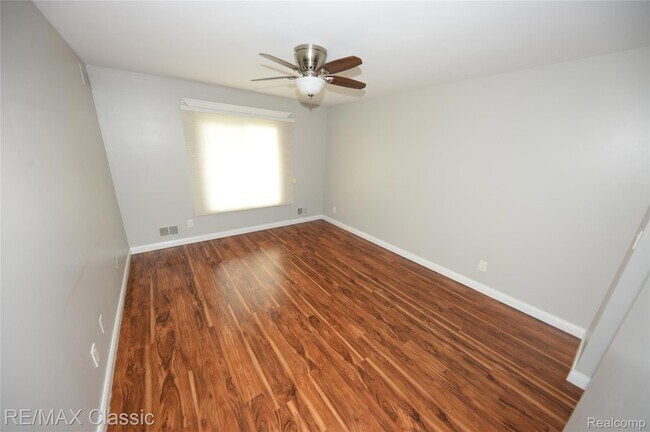 Building Photo - 15450 Ashley Ct