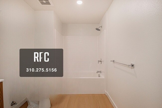 Building Photo - Welcome to the Gramercy