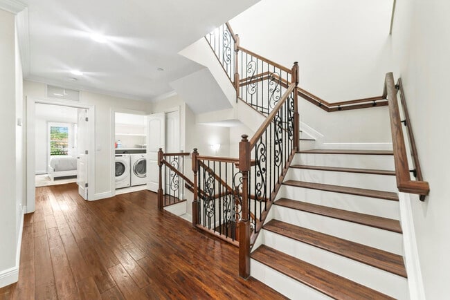 Building Photo - 1849 NE 26th Ave