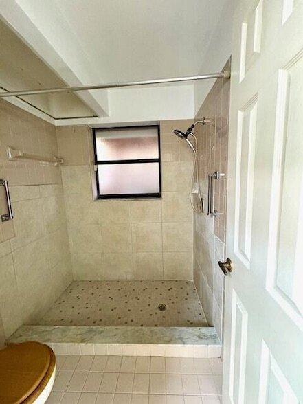 Building Photo - 114 Sevilla Ave