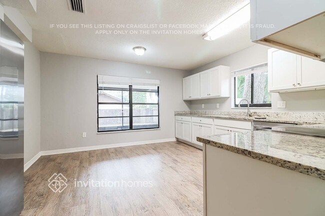 Building Photo - 6212 Eaglebrook Ave