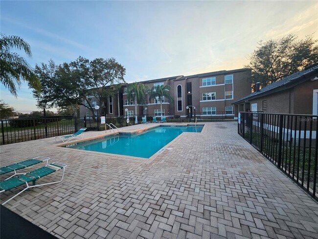 Building Photo - 4540 Commander Dr