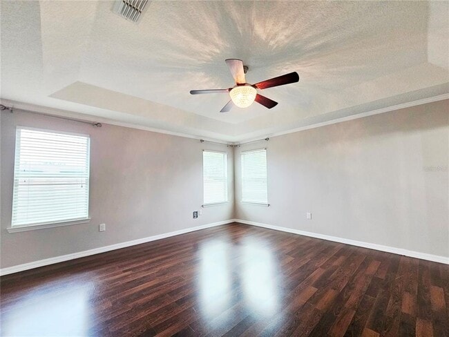 Building Photo - 11867 Verrazano Dr
