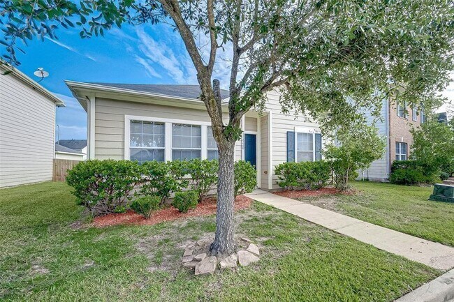 Building Photo - 11920 Princess Garden Way