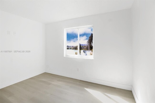 Building Photo - 14850 Naranja Lakes Blvd